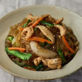 Miến trộn tôm rau củ